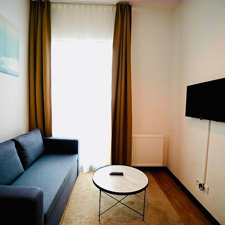 Bk Aparthotel Praga - National Stadium - Comfortable Apartment For 4 People Varsovia Exterior foto