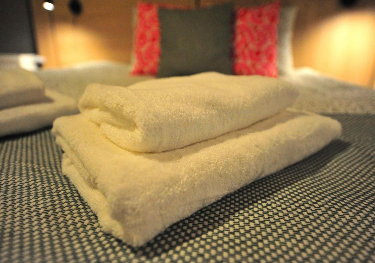 Bk Aparthotel Praga - National Stadium - Comfortable Apartment For 4 People Varsovia Exterior foto